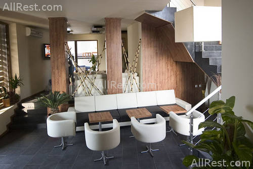 Hotel Logatero 14